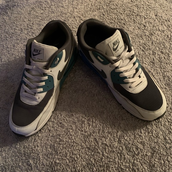 Nike’s Running / Casual Shoes. - Picture 6 of 8